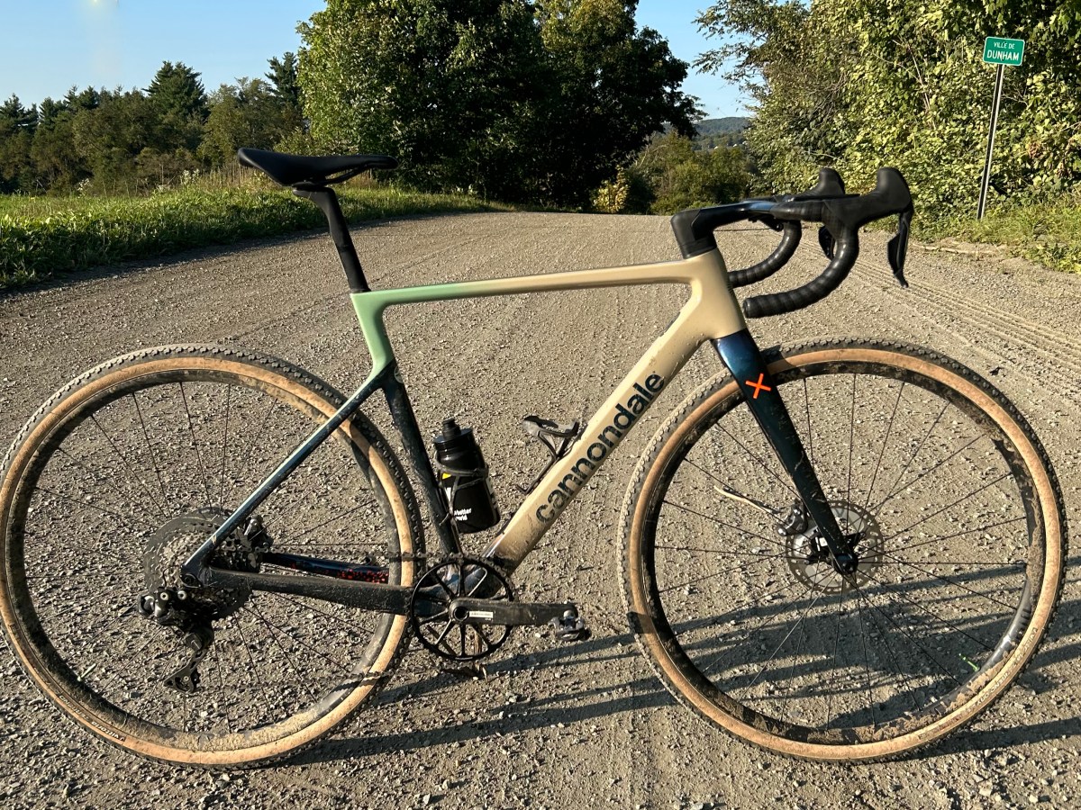 Test de résistance au roulement des pneus de&nbsp;gravel.
